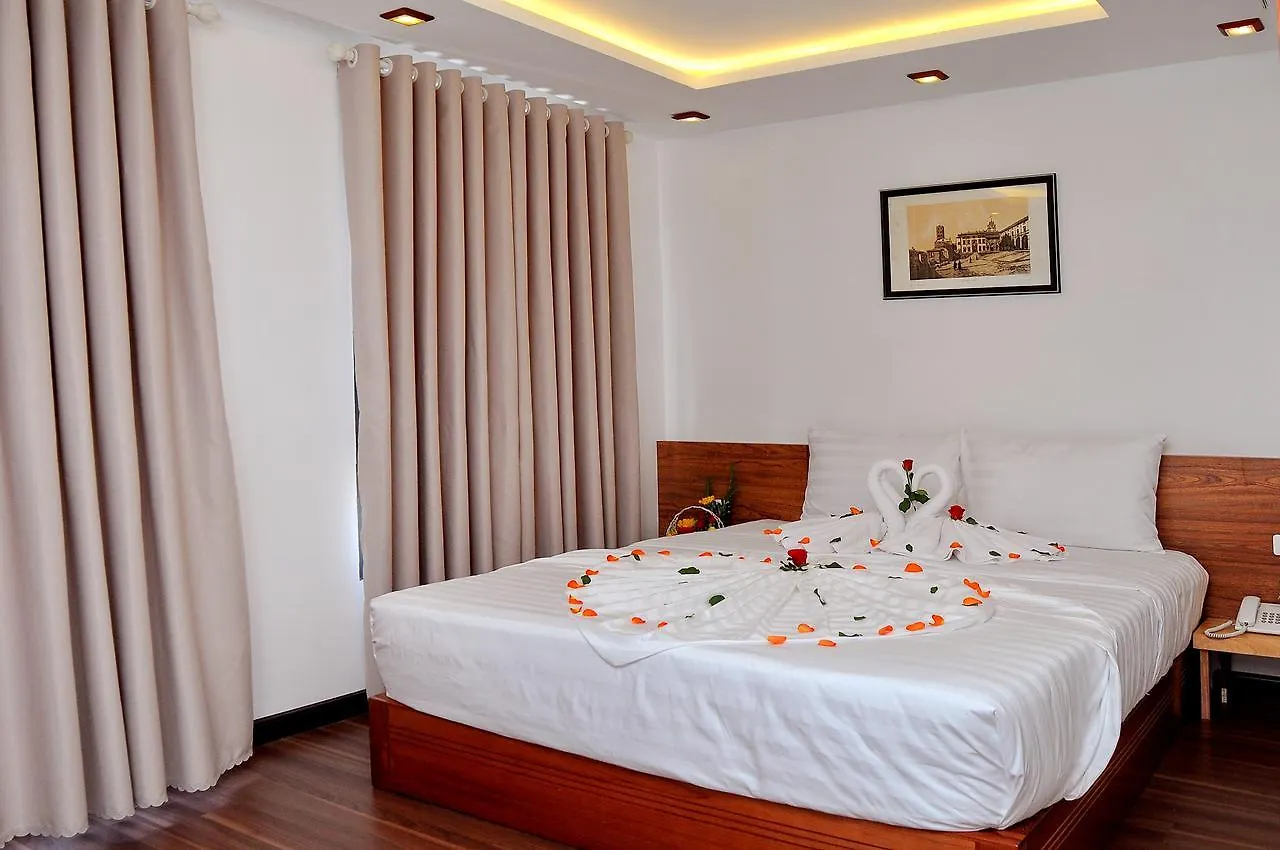 Stelle Hotel Nha Trang 3*,